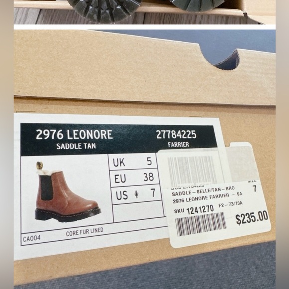 Dr. Marten's  2976 Leonore NEW! Faux Fur-Lined Chelsea Boots size 7 Women’s shoe - Picture 7 of 7